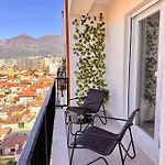 Tomei * Tirana